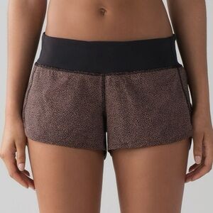 Lululemon sz 6 Speed Short 4-way Stretch 2 1/2" Chakra Print Henna Black / Black